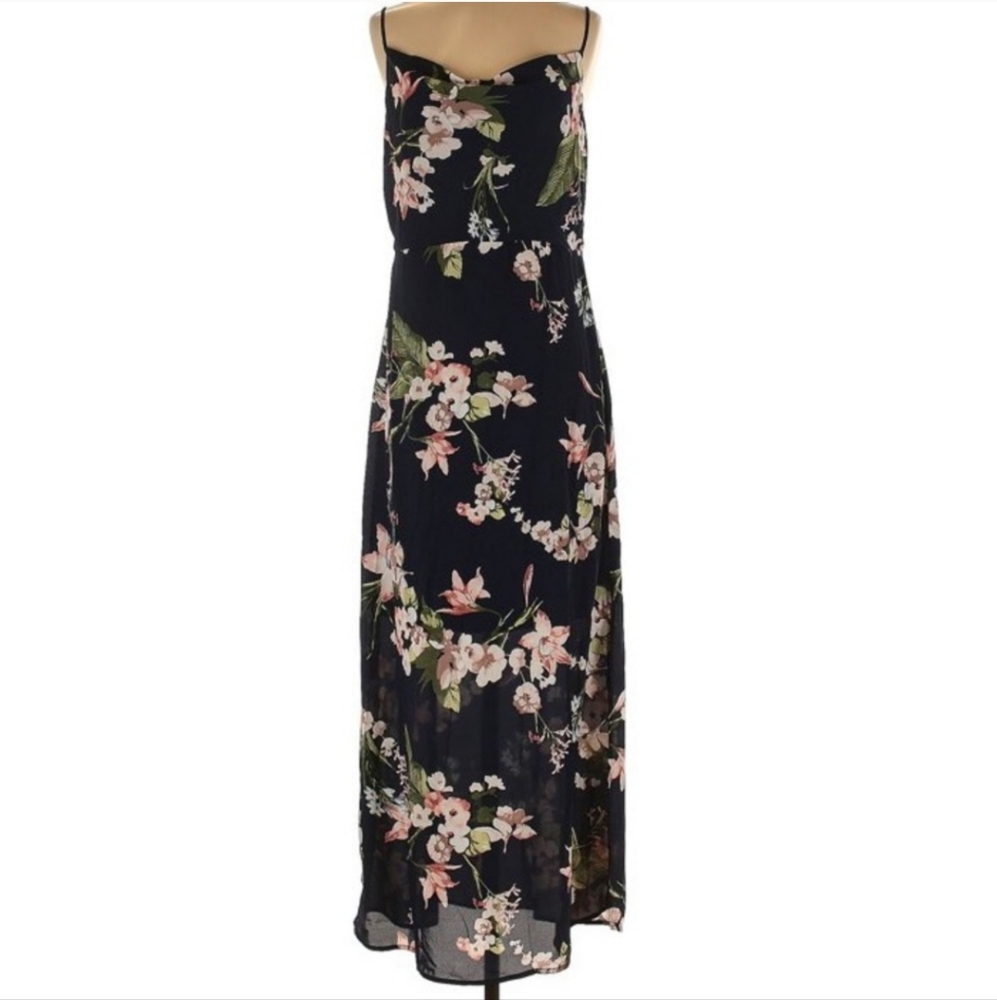 082 New Collective Concepts Floral Maxi Dress